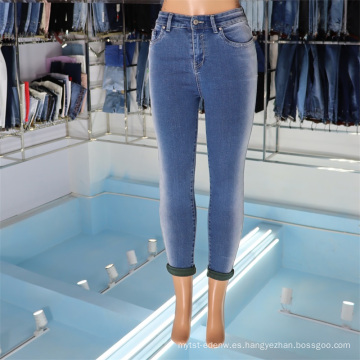 Moda personalizada Jeans para mujeres del lado blanco